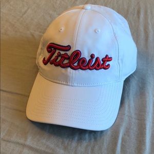 Titleist white hat